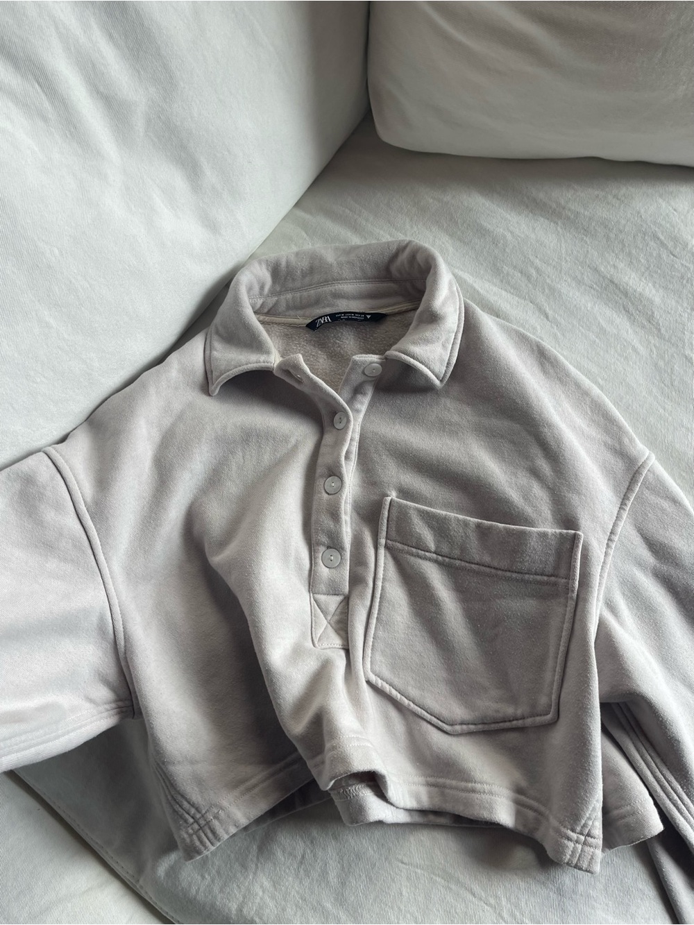 Zara Women's Cropped Polo Sweatshirt in Light Gray
